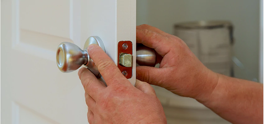 AAA Locksmiths For lock Replacement in Vineyard, California